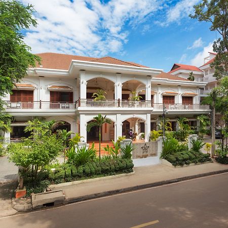 Grand Sunset Angkor Hotel Siem Reap Esterno foto